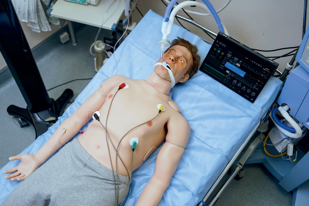 blog-MedVision Webinar Demos COVID-19 Patient Simulator Training with Leonardo